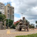 Praça em frente ao Prédio